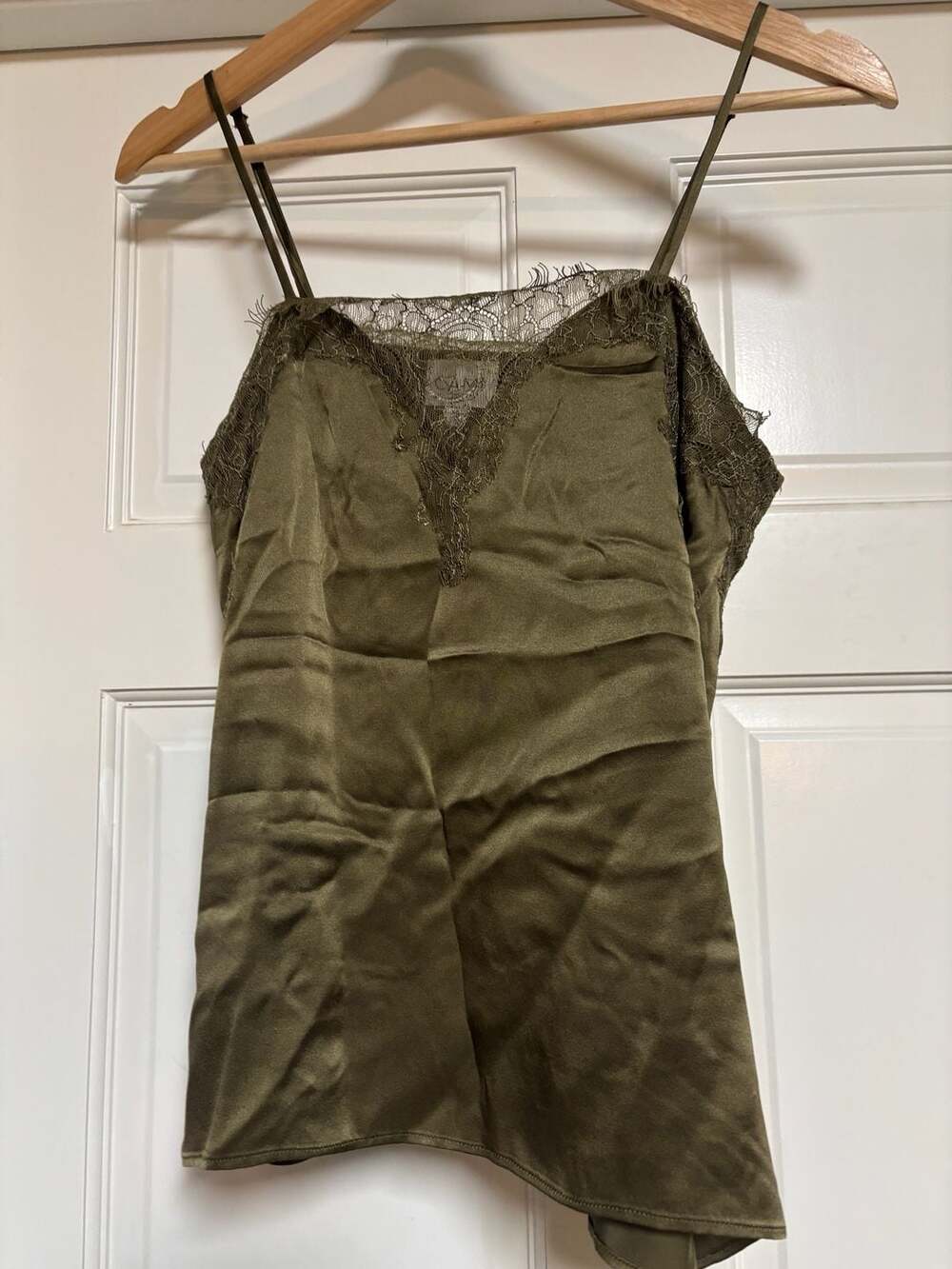 Cami NYC Top XS Olive Green silk/Eyelash lace trim, V-neck, spaghetti straps